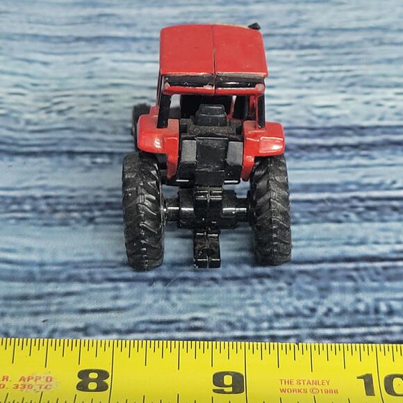 Vintage 1/64 scale Ertl Case IH 7210 die-cast tractor red/black - Picture 6 of 7
